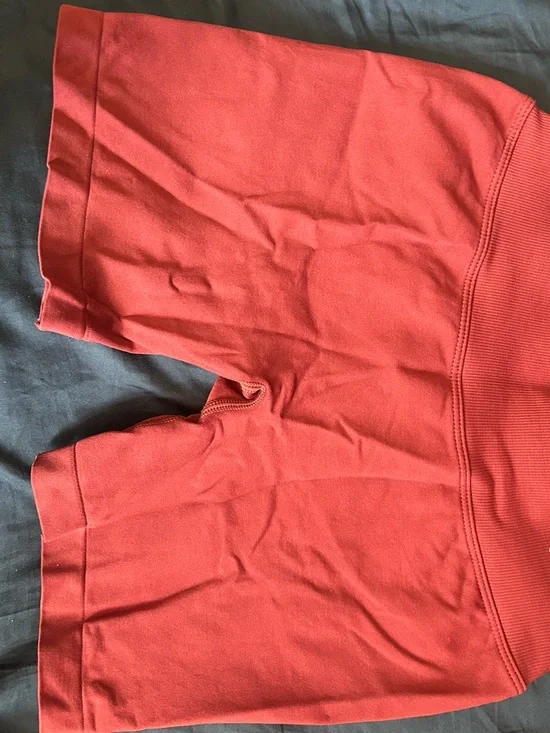 YOUNGLA W165 LIFT SEAMLESS SHORTS - Picture 3 of 6